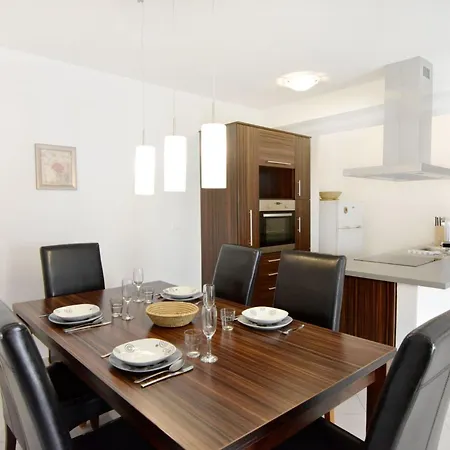Alpa 7 By Interhome Apartamento