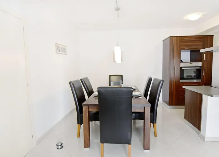 Apartamento Alpa 7 By Interhome